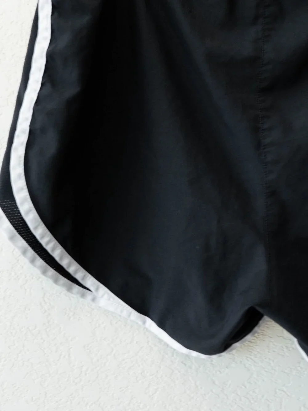 Nike Womens M Black Dri-FIT Athletic Running Shorts White Trim Swoosh Activewear